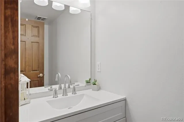 11966 E Harvard Avenue Aurora, CO 80014
