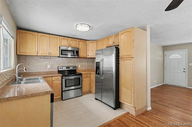 105 Linden Drive Colorado Springs, CO 80911