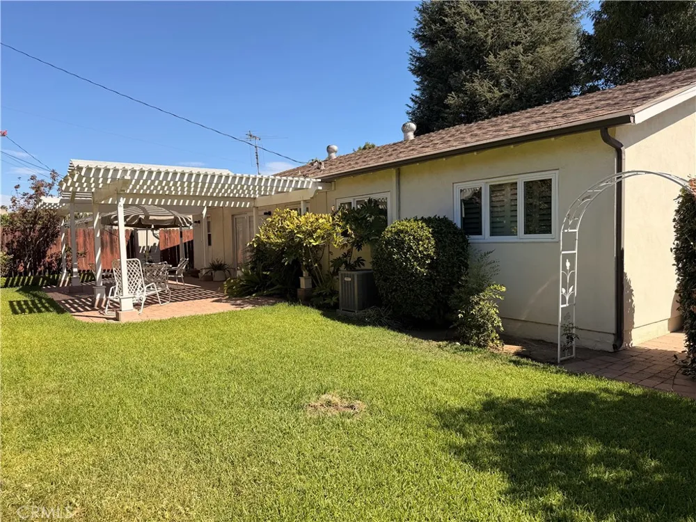 515 W Marbury Covina, CA 91723