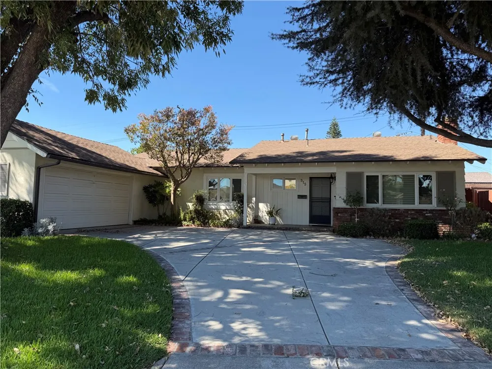515 W Marbury Covina, CA 91723