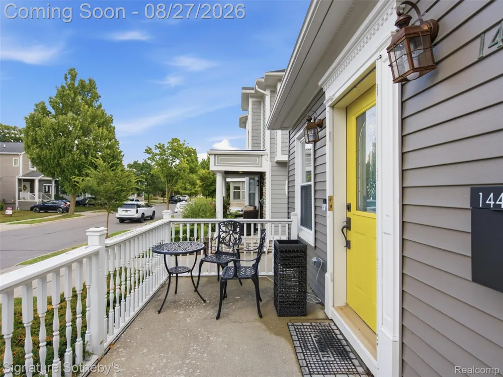 1444 Holland Street Birmingham City, MI 48009