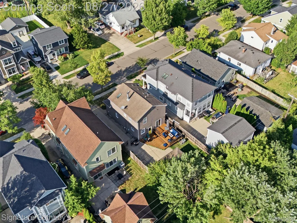 1444 Holland Street Birmingham City, MI 48009