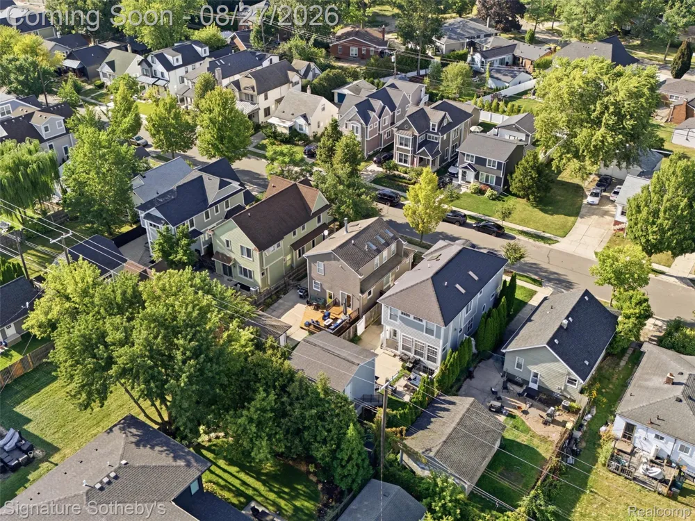 1444 Holland Street Birmingham City, MI 48009
