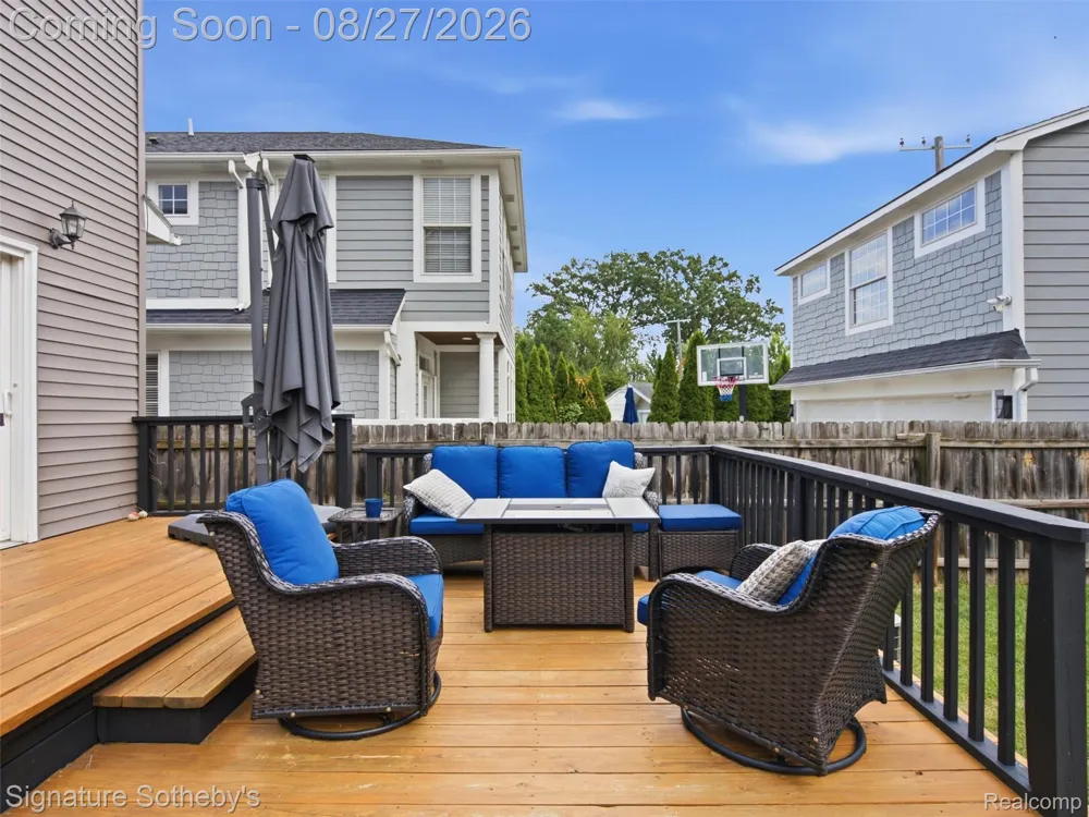 1444 Holland Street Birmingham City, MI 48009