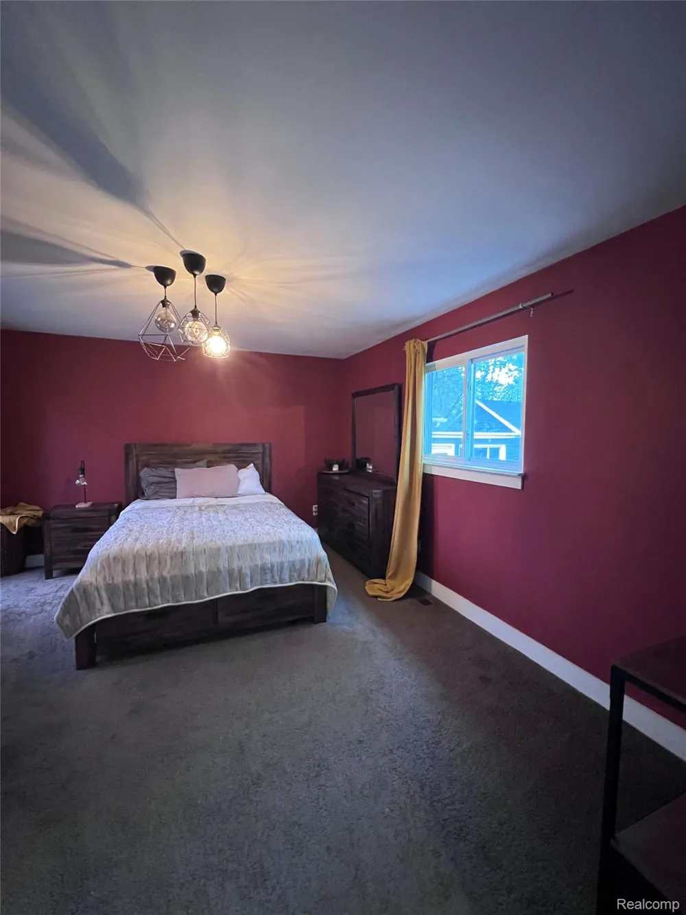 1791 E Saratoga Street Ferndale City, MI 48220