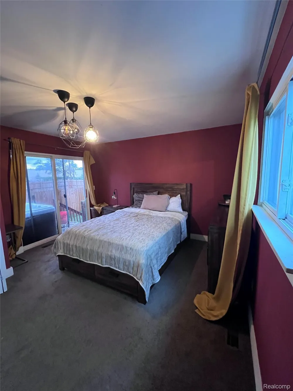 1791 E Saratoga Street Ferndale City, MI 48220