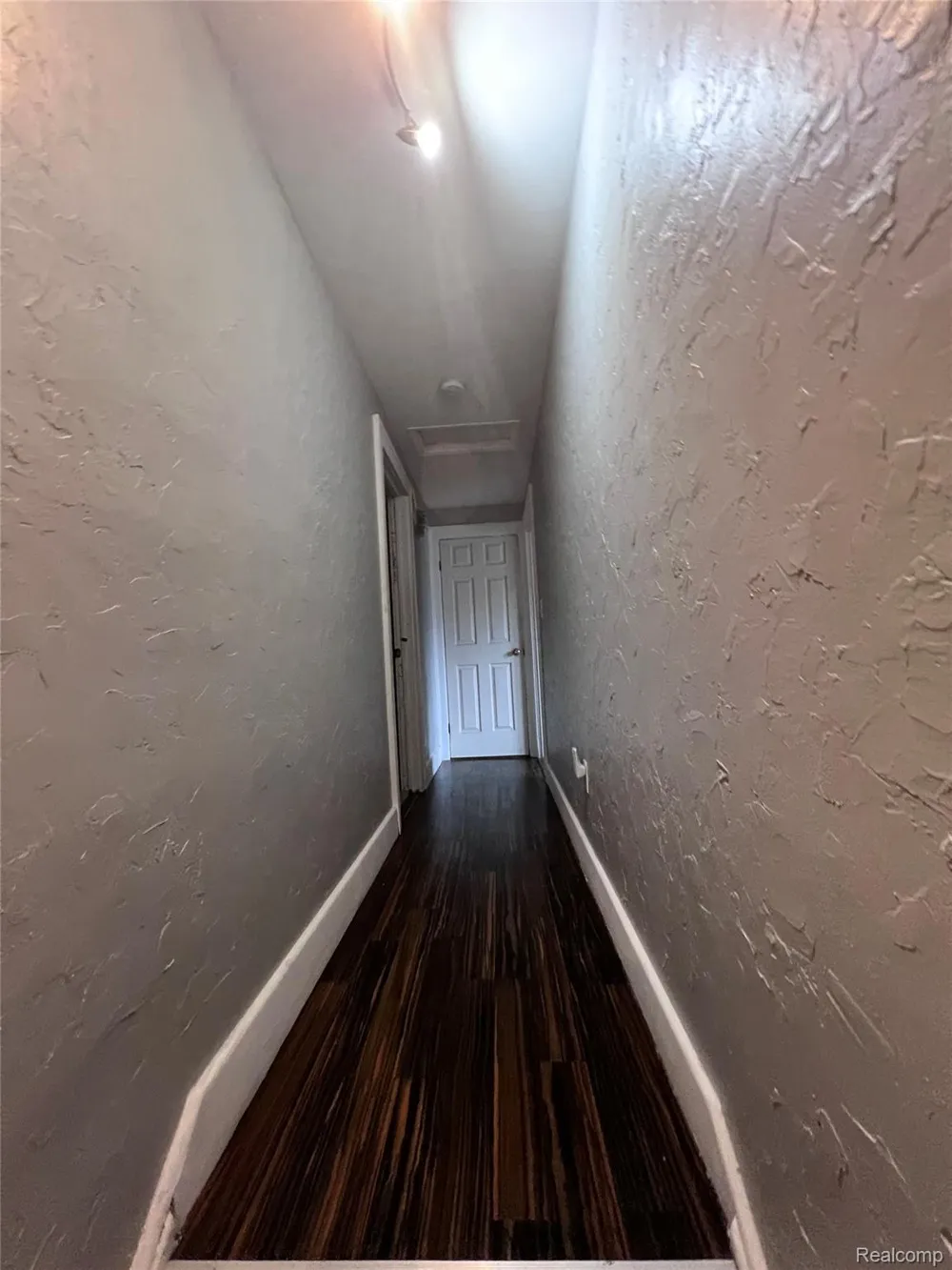 1791 E Saratoga Street Ferndale City, MI 48220