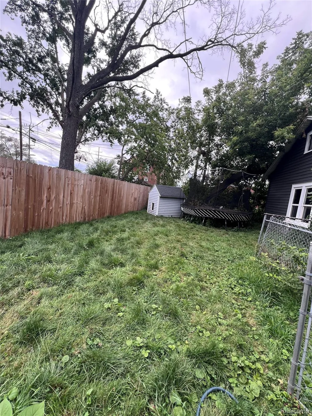 1791 E Saratoga Street Ferndale City, MI 48220