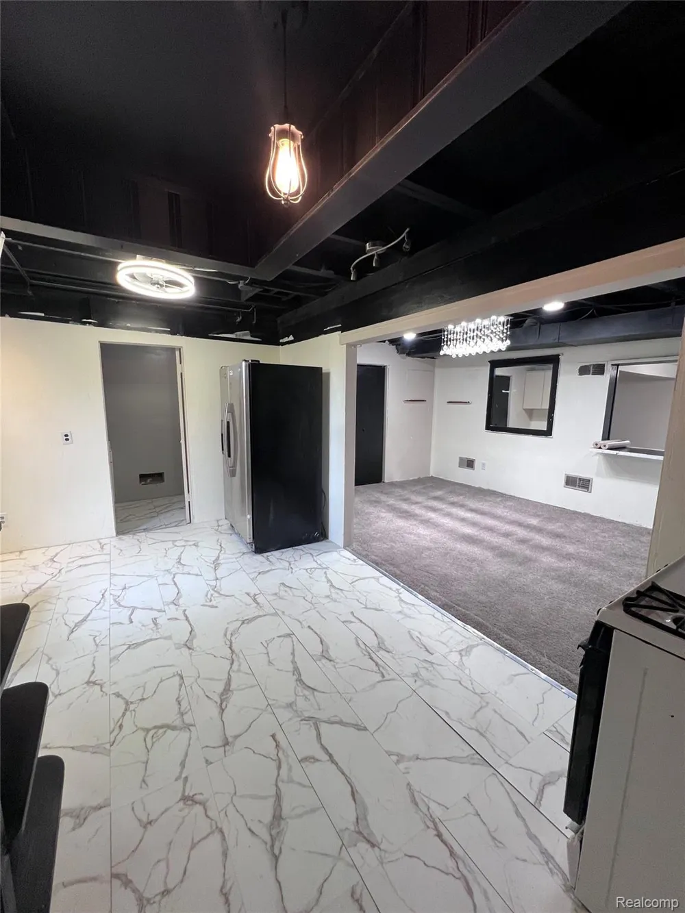 1791 E Saratoga Street Ferndale City, MI 48220
