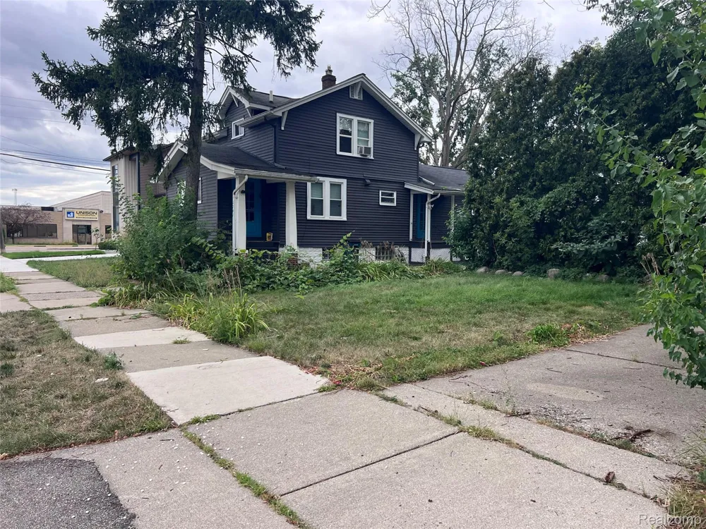 1791 E Saratoga Street Ferndale City, MI 48220