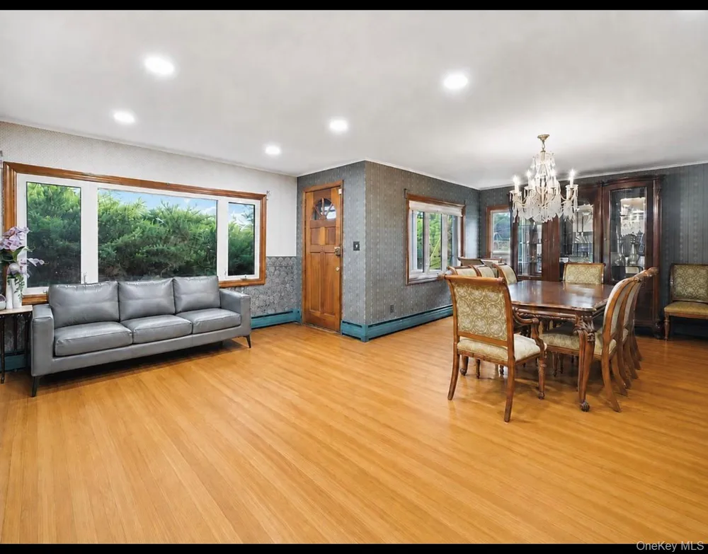 14 Brisman Drive Thiells, NY 10984