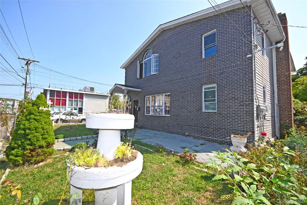 145-29 243rd Street #2 Rosedale, NY 11422