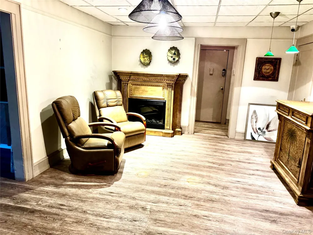 3929 Merrick Road Seaford, NY 11783