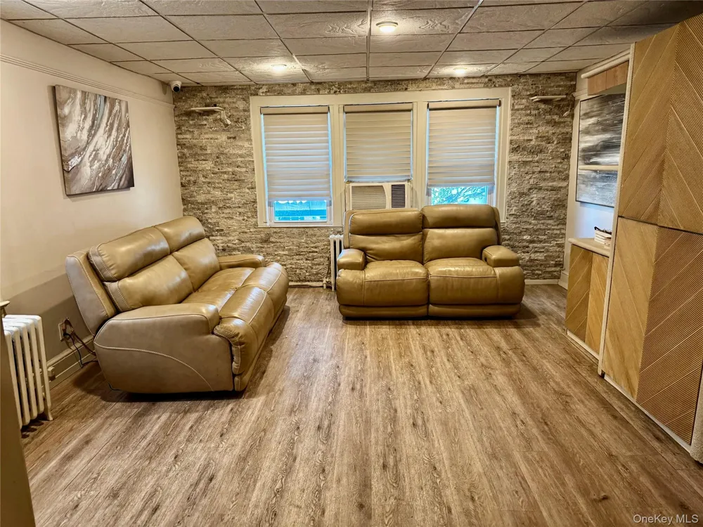 3929 Merrick Road Seaford, NY 11783