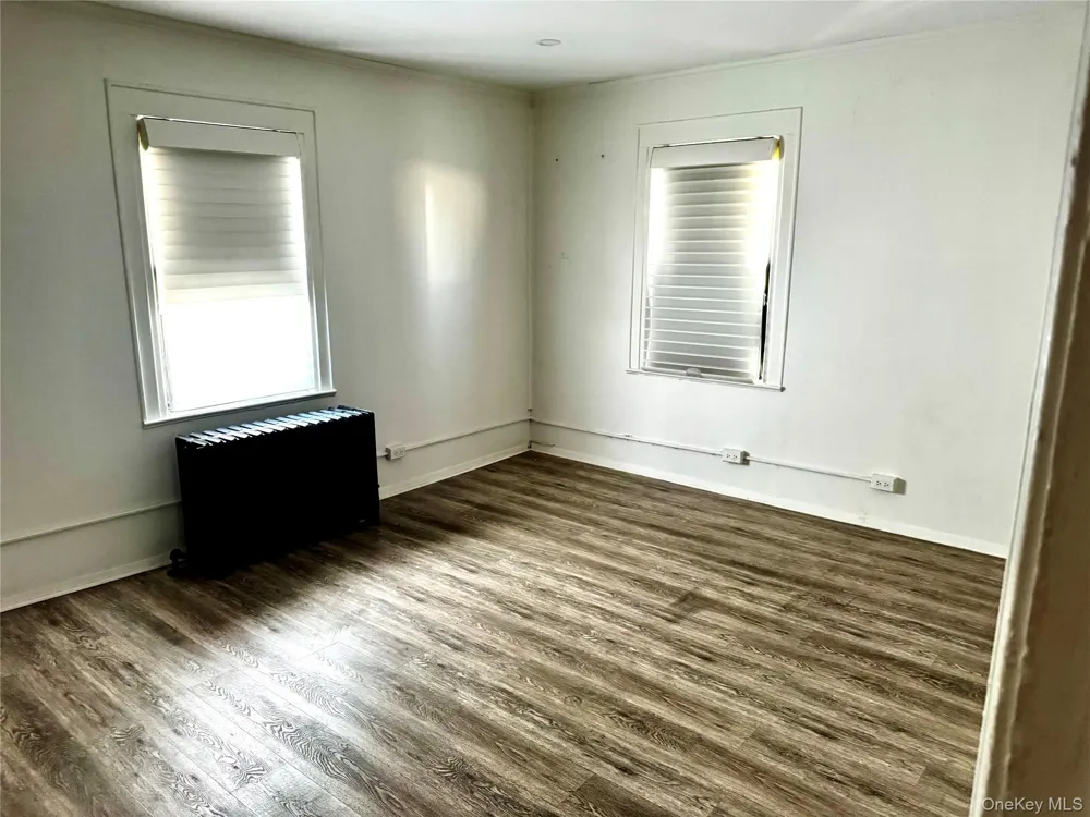 3929 Merrick Road Seaford, NY 11783
