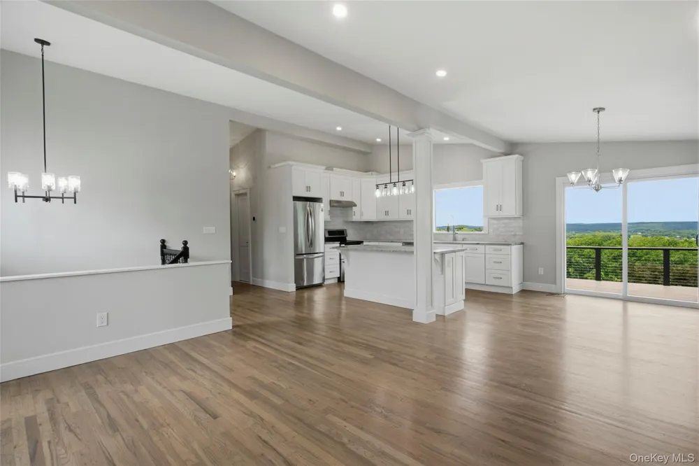 39 Kings Ridge Road Mahopac, NY 10541