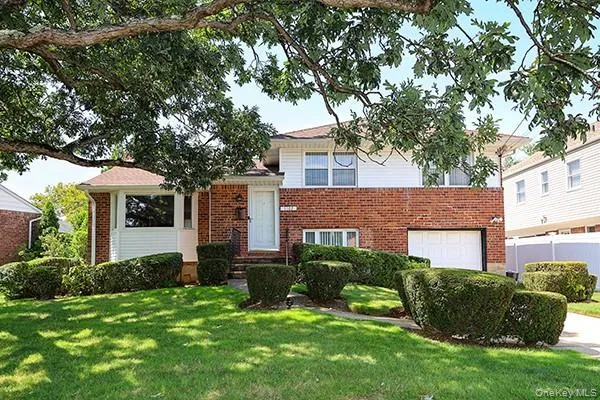1102 Lawrence Road Bellmore, NY 11710