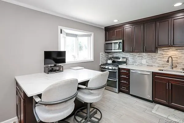 1102 Lawrence Road Bellmore, NY 11710