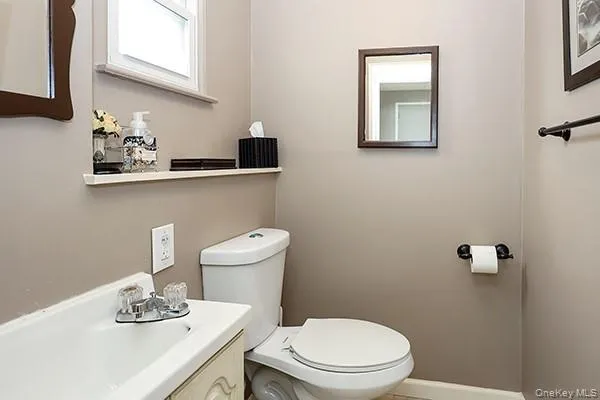 1102 Lawrence Road Bellmore, NY 11710