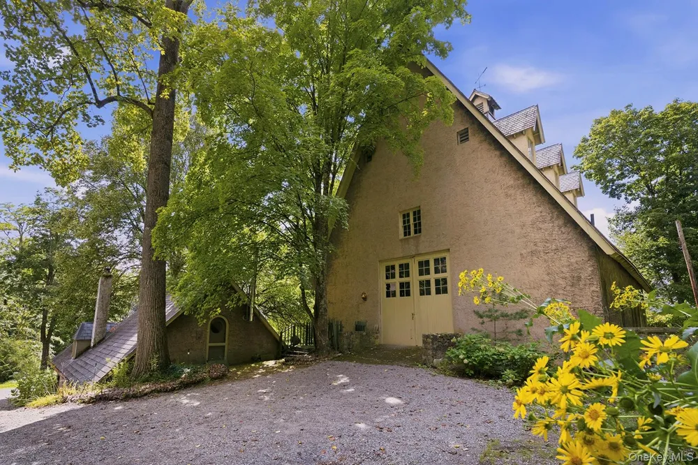 15-18 Normandy Grange Garrison, NY 10524