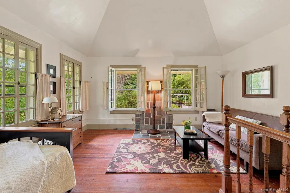 15-18 Normandy Grange Garrison, NY 10524
