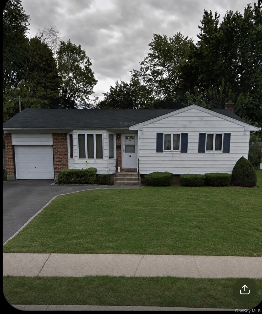 52 Headline Road Deer Park, NY 11729