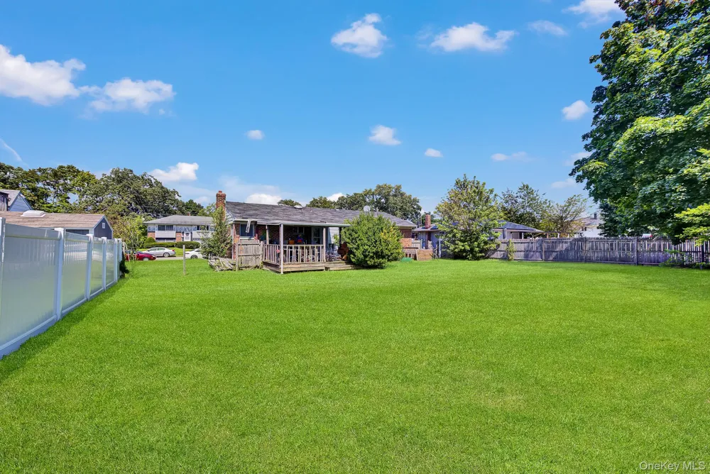 52 Headline Road Deer Park, NY 11729