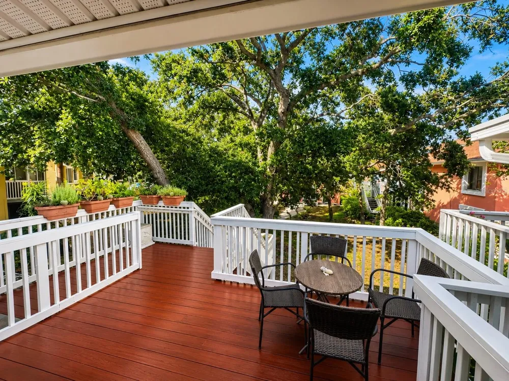 3730 42ND WAY S #H St Petersburg, FL 33711
