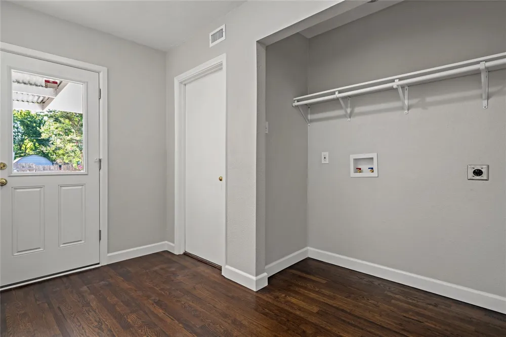 1824 Westway Avenue Garland, TX 75042