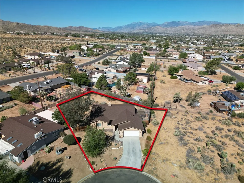 58763 La Mirada Yucca Valley, CA 92284