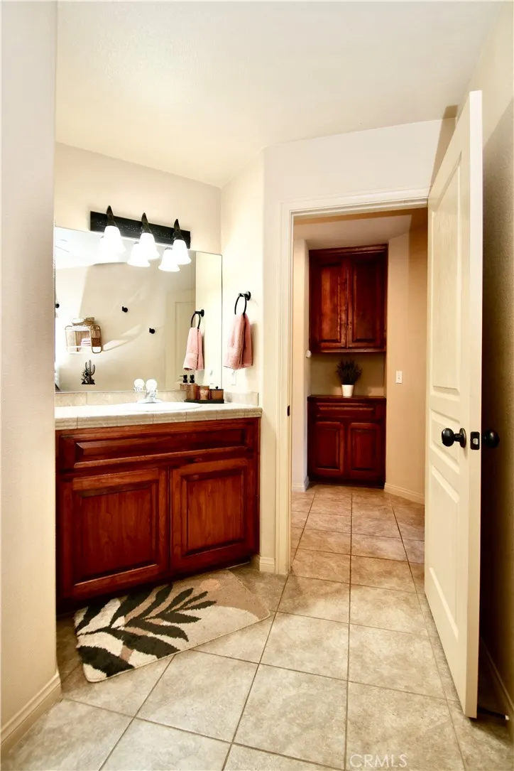 58763 La Mirada Yucca Valley, CA 92284