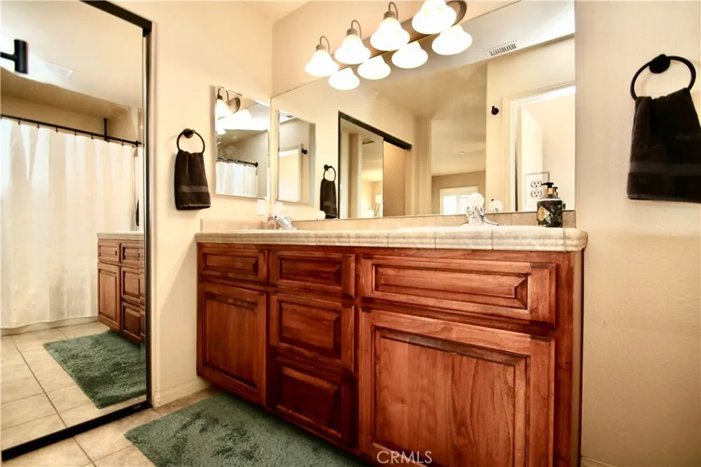 58763 La Mirada Yucca Valley, CA 92284