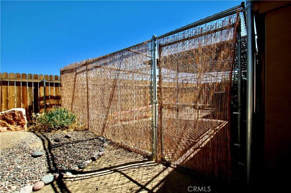 58763 La Mirada Yucca Valley, CA 92284
