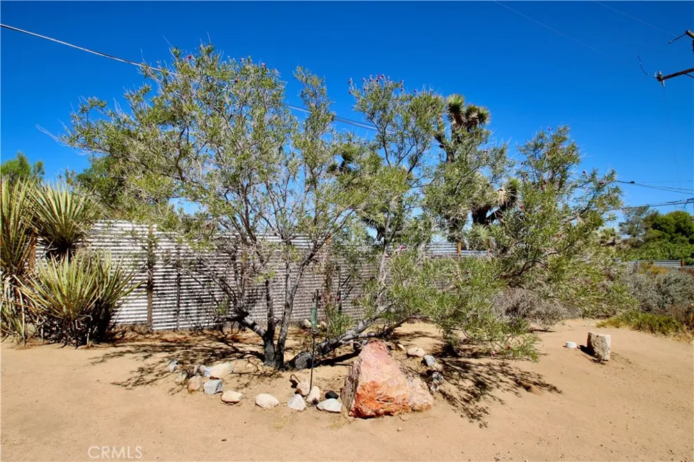 58763 La Mirada Yucca Valley, CA 92284