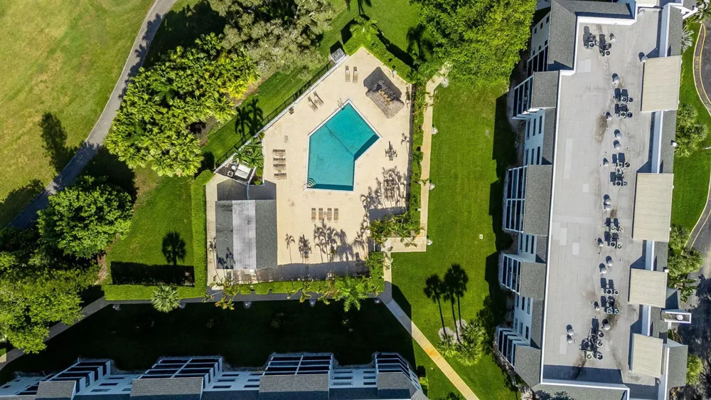16141 W BLATT BOULEVARD #413 Weston, FL 33326