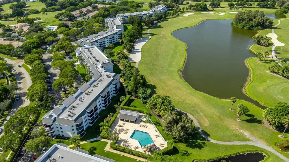 16141 W BLATT BOULEVARD #413 Weston, FL 33326