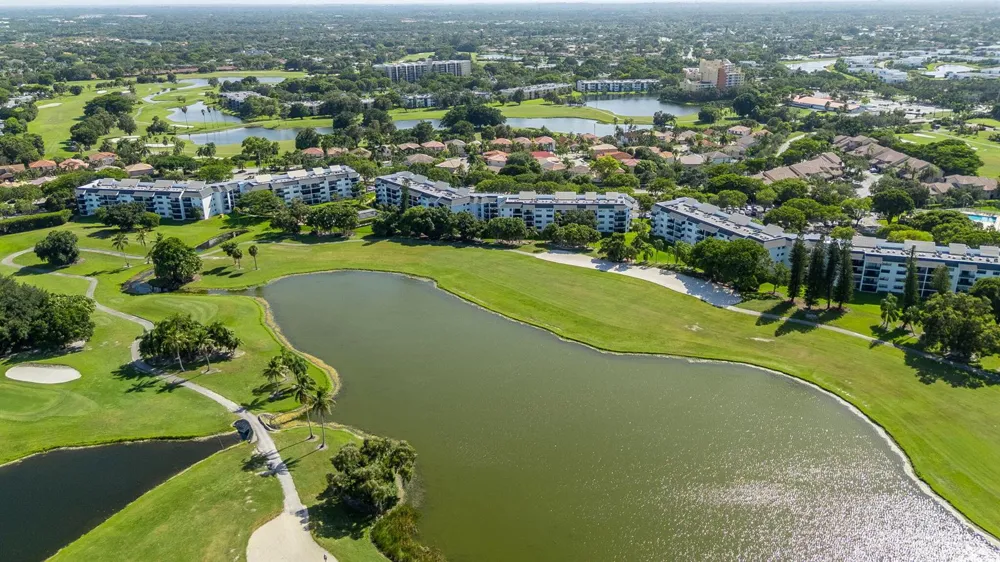 16141 W BLATT BOULEVARD #413 Weston, FL 33326