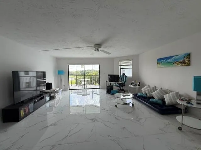 16141 W BLATT BOULEVARD #413 Weston, FL 33326