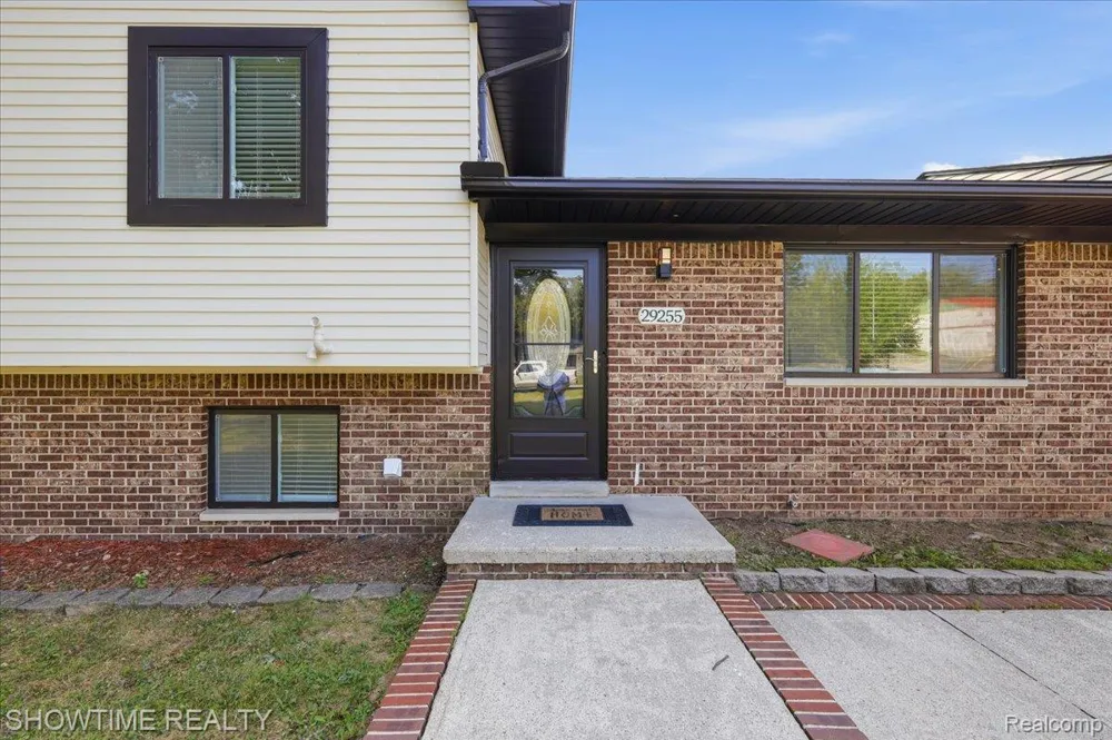 29255 Utley Road Farmington Hills City, MI 48334