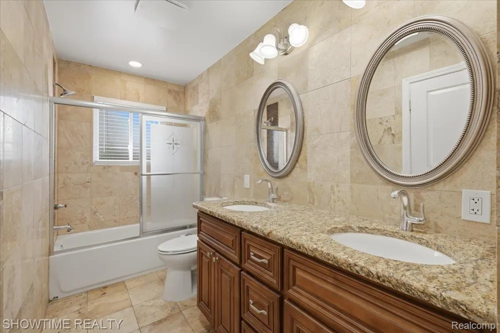 29255 Utley Road Farmington Hills City, MI 48334