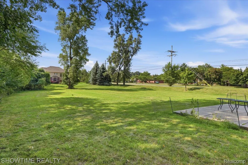 29255 Utley Road Farmington Hills City, MI 48334