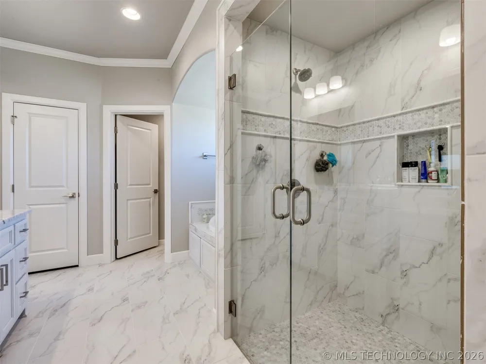 25 W 166th Place S Glenpool, OK 74033