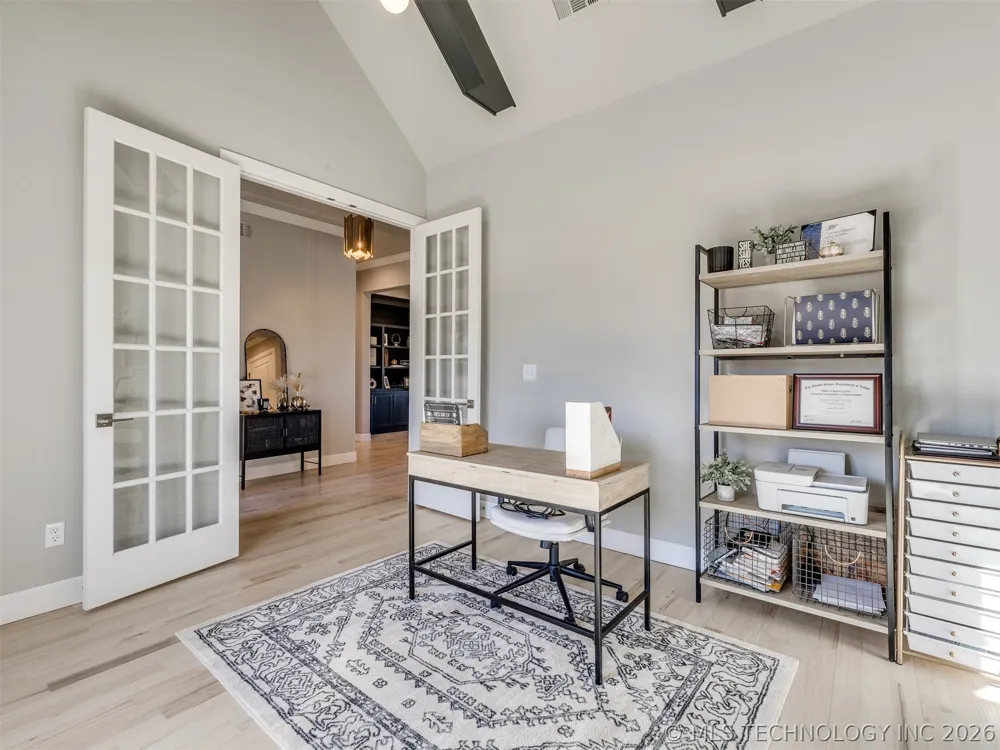 25 W 166th Place S Glenpool, OK 74033