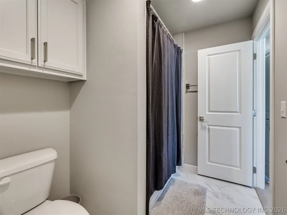25 W 166th Place S Glenpool, OK 74033