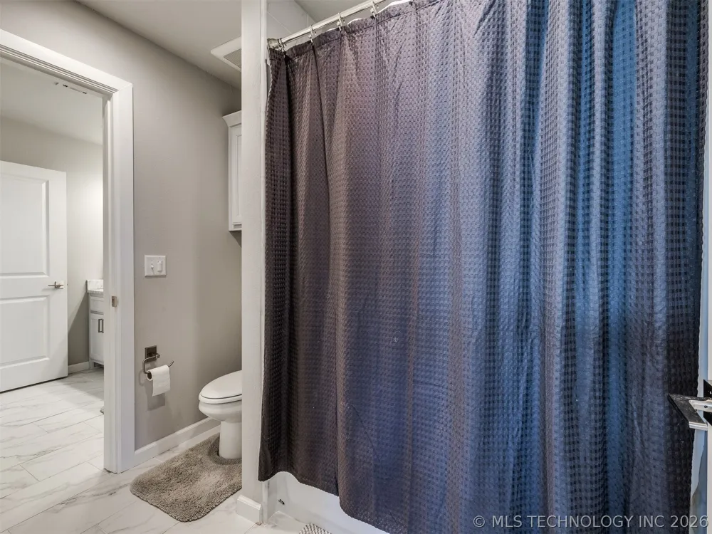 25 W 166th Place S Glenpool, OK 74033