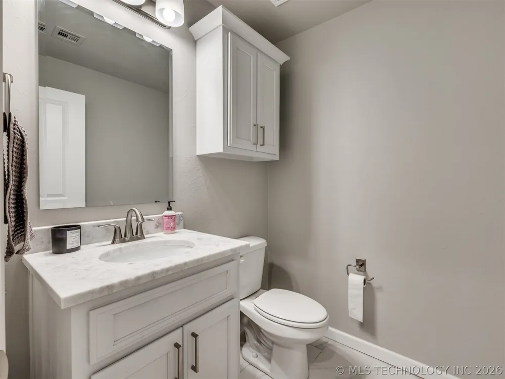 25 W 166th Place S Glenpool, OK 74033