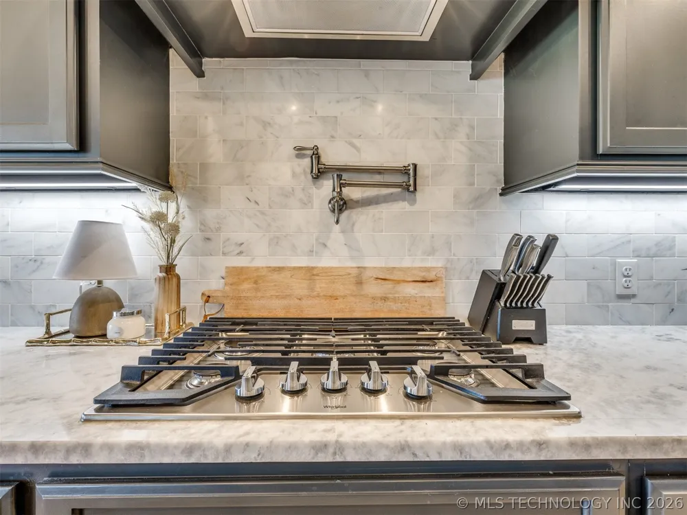 25 W 166th Place S Glenpool, OK 74033