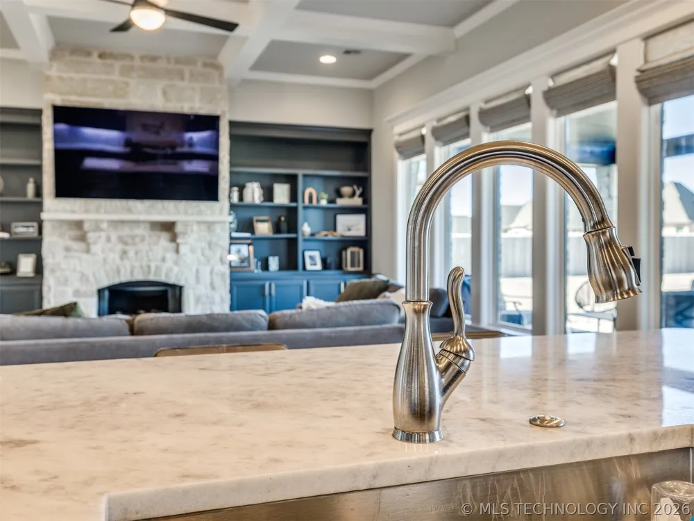 25 W 166th Place S Glenpool, OK 74033