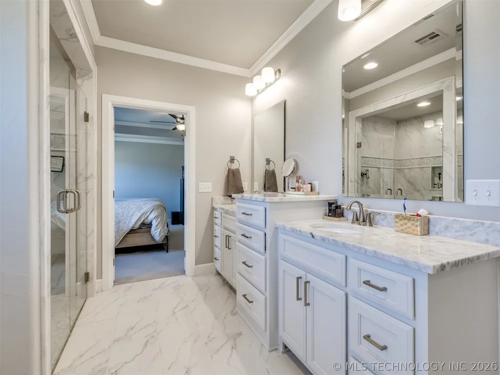 25 W 166th Place S Glenpool, OK 74033
