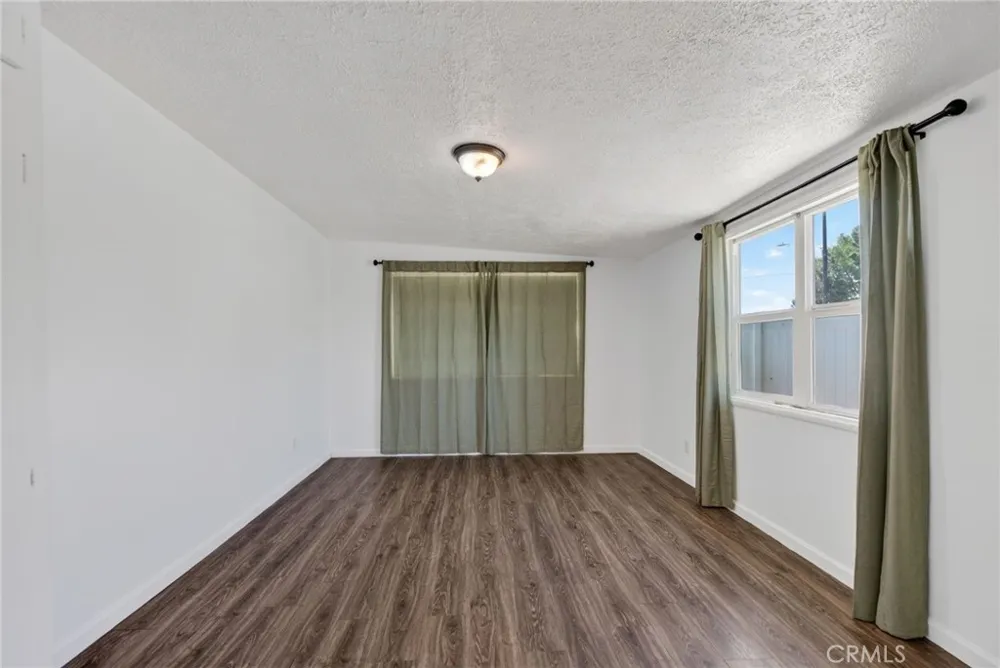 13813 Clearcrest Baldwin Park, CA 91706